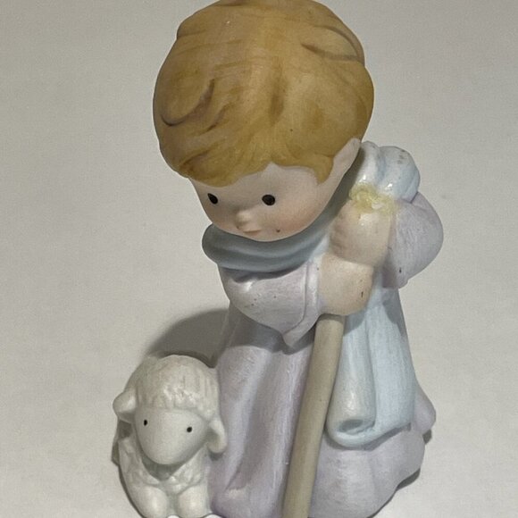 VTG Avon Heavenly Blessings Nativity Collection The Holy Family 3 Piece Set 1986 - Picture 9 of 13